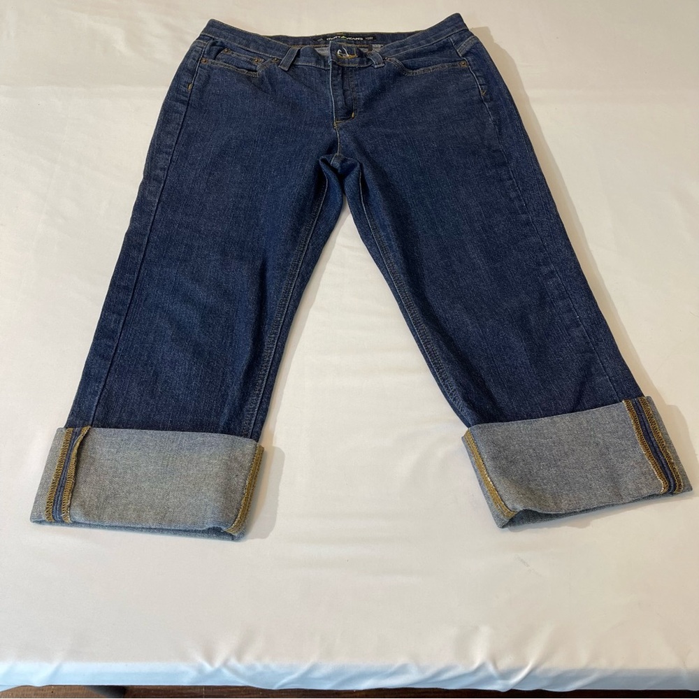 DKNY JEANS, SO-LO-LITA WOMENS CAPRIS SZ 10, VERY GOOD CONDITION, PREOWNED